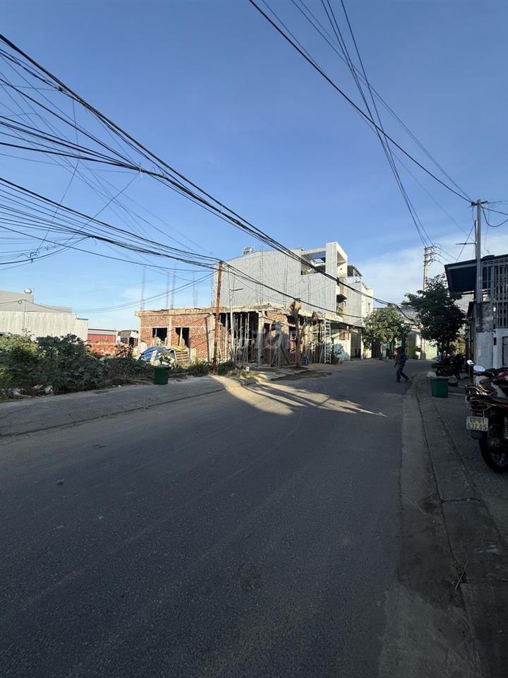 mặt tiền Trinh Đường gần Lê Trọng Tấn