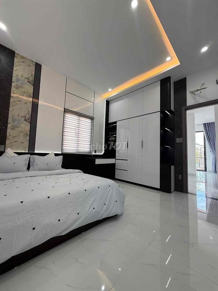 cho thuê Nhà 2 mặt tiền Tô Vĩnh Diện gần bến xe tiếp khách nước ngoài