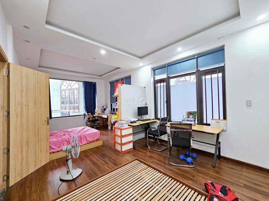 Nhà 2 tầng kiệt ô tô 500 Tôn Đản giá chỉ nhỉnh 3tỷ