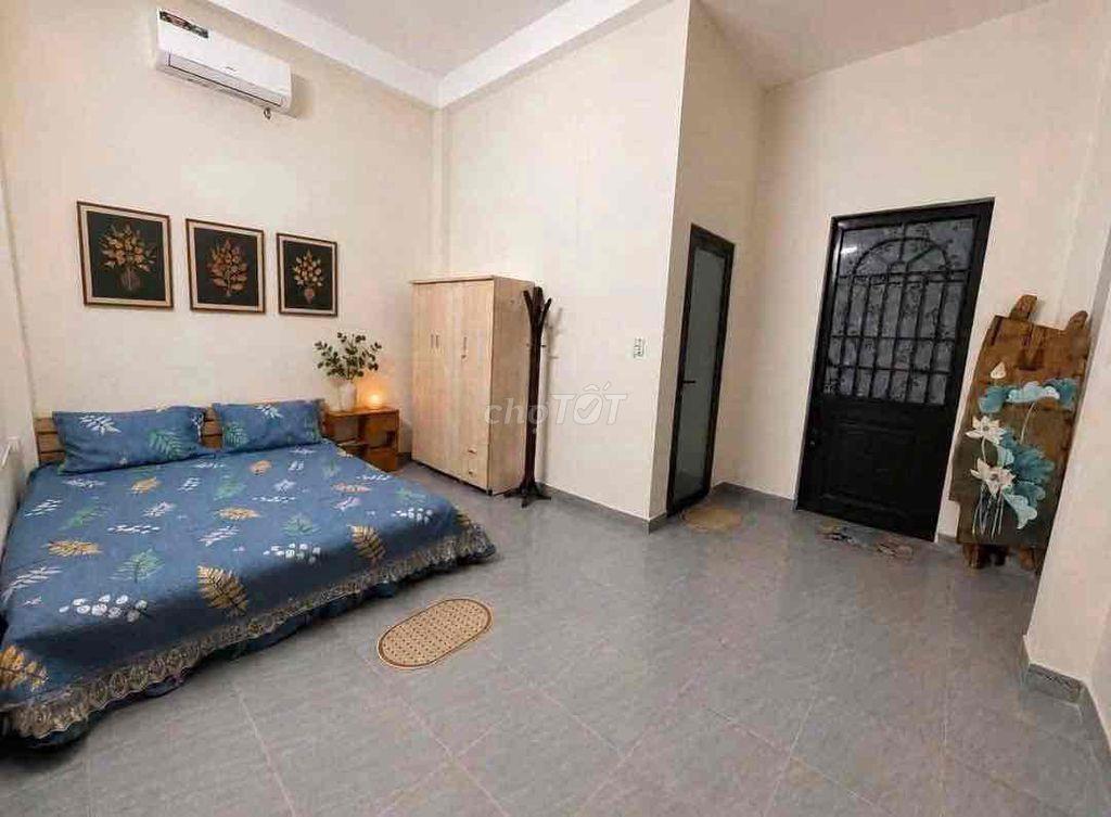 Nhà 2 tầng Đông Hải gần biển non nước full nội thất
