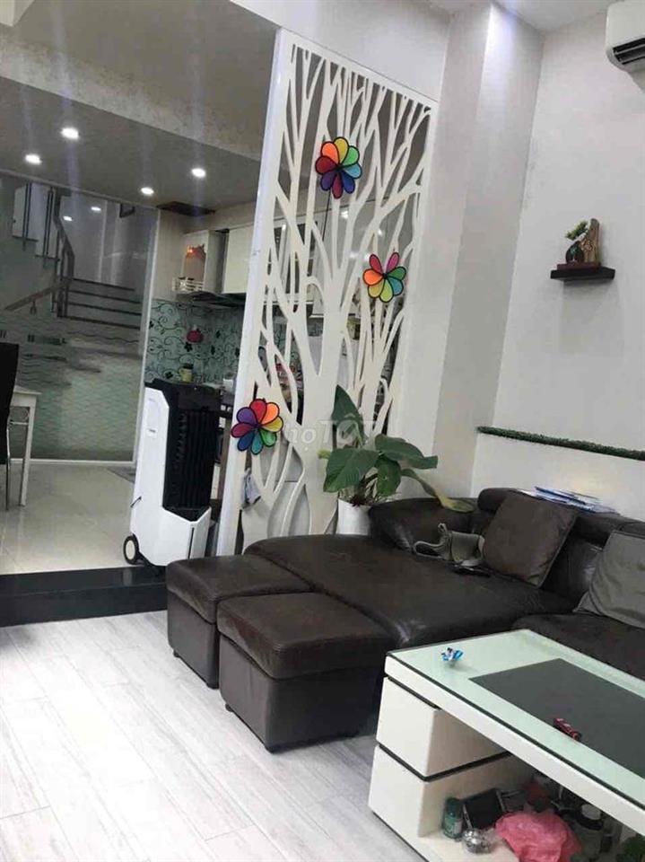 Nhà 4 tầng kiệt Ông Ích Khiêm đầy đủ nội thất