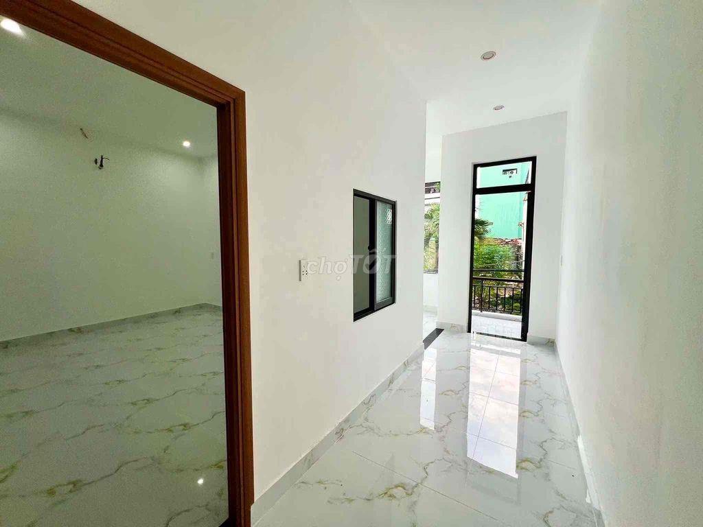Nhà 2 tầng đẹp kiệt oto Nguyễn Như Đãi - Hoà Thọ Tây