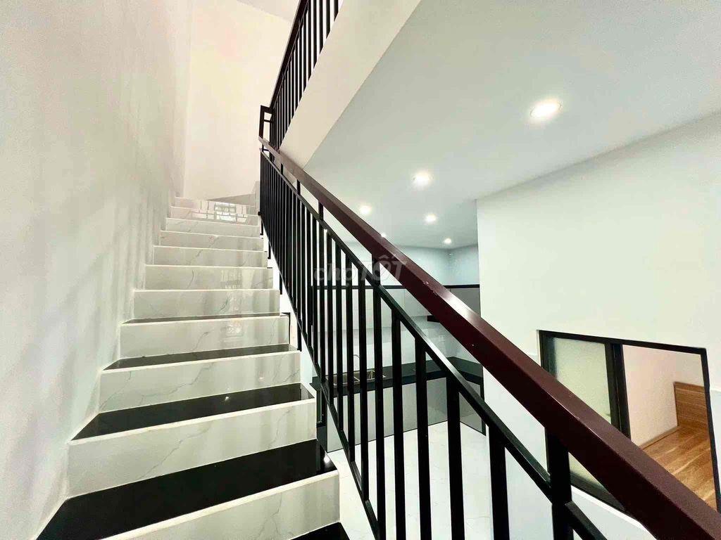 Nhà 2 tầng đẹp kiệt oto Nguyễn Như Đãi - Hoà Thọ Tây