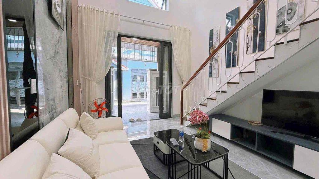 Nhà kiệt oto Nguyễn Phước Nguyên 3 PN full nội thất