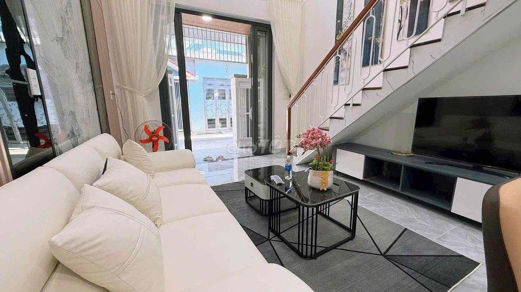 Nhà kiệt oto Nguyễn Phước Nguyên 3 PN full nội thất