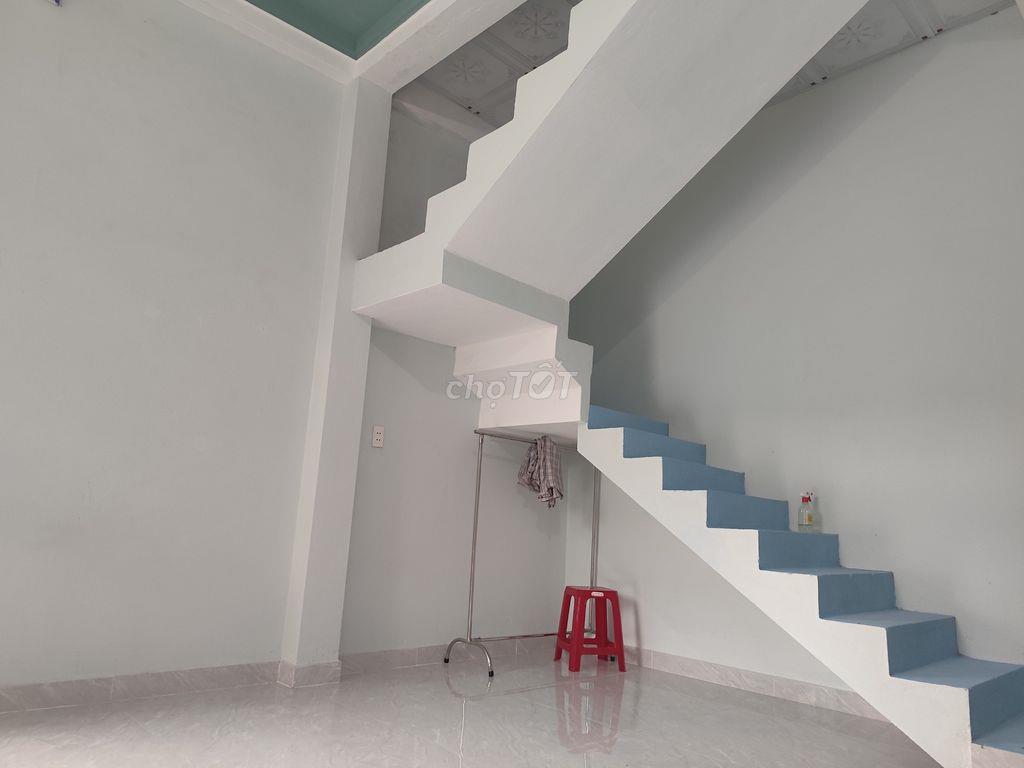 Cho thuê nhà gần chợ đầu mối hoà phước, trường cấp 1,2