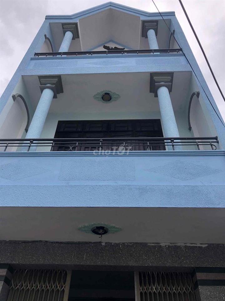 Nguyên căn nhà 3 tầng view biển