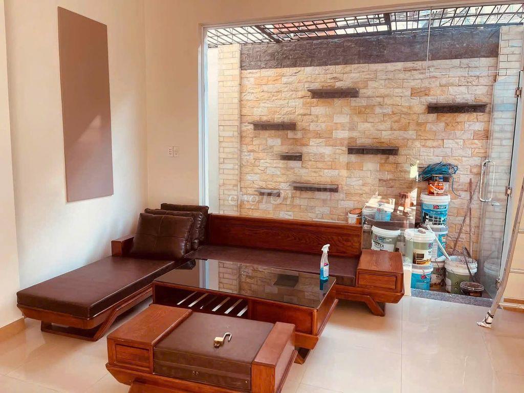 Nhà 3 tầng kiệt LÔ GÓC  kề NGUYỄN HỮU THỌ   - SẴN NỘI THẤT CƠ BẢN