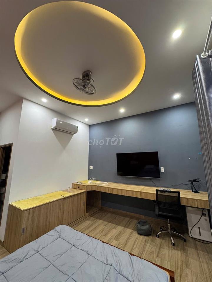 Cho thuê nhà 2 tầng kiệt NGÔ QUYỀN -  FULL NỘI THẤT - ra biển 5 phút
