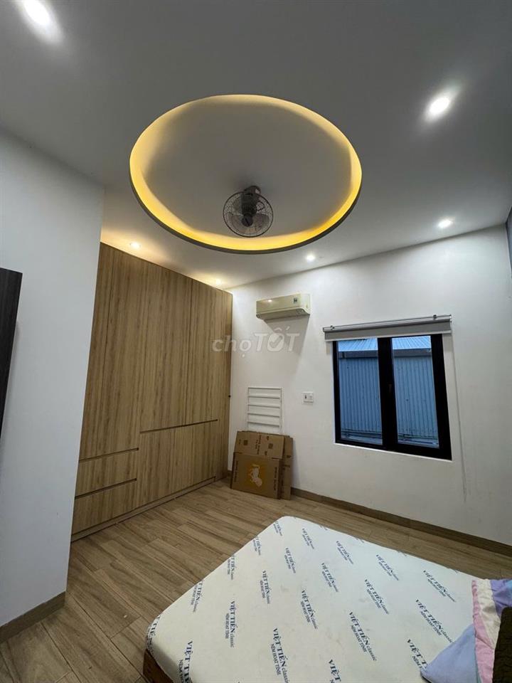 Cho thuê nhà 2 tầng kiệt NGÔ QUYỀN -  FULL NỘI THẤT - ra biển 5 phút