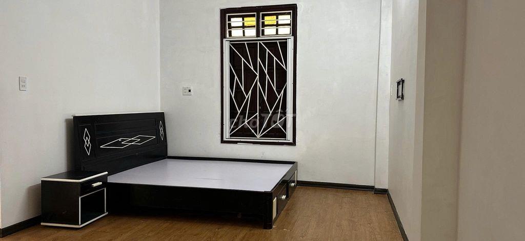 Nhà 2 tầng MT 5m5 kề CÁCH MẠNG THÁNG 8 - FULL NỘI THẤT - Ô TÔ ĐẬU ĐỖ