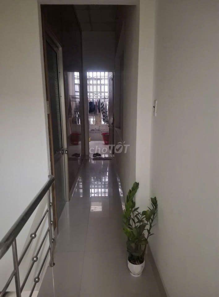 **  2 căn * Nhà 2 tầng MT 5m5 HÒA CƯỜNG NAM -  NỘI THẤT CƠ BẢN