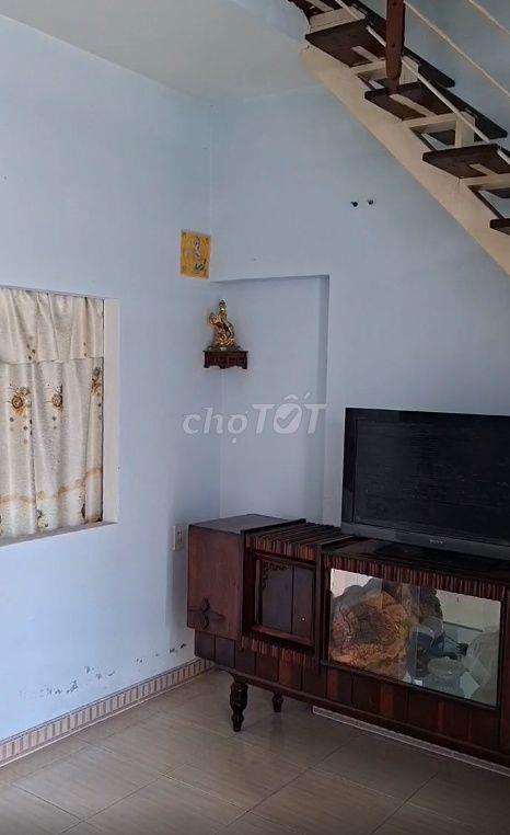 Nhà mê lửng kiệt HÒA CƯỜNG - 3 PHÒNG NGỦ - GẦN CHỢ HÒA CƯỜNG