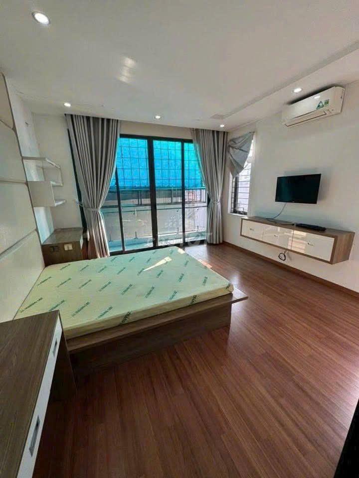 Nhà 4 tầng kiệt ô tô NGUYỄN HỮU THỌ - GẦN DUY TÂN - SẴN NỘI THẤT