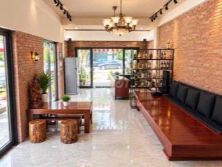 Cho thuê nhà 2 tầng đẹp đường Bùi Trang Chước- Hoà Xuân