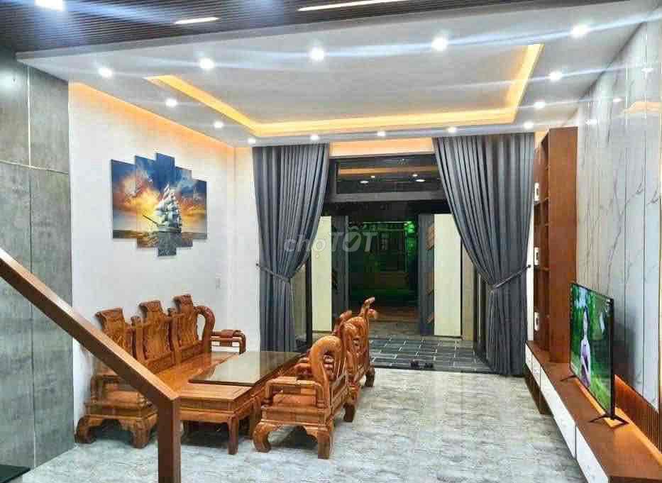 CHO THUÊ NHÀ 3 TẦNG ĐƯỜNG HUỲNH NGỌC ĐỦ - HOÀ XUÂN