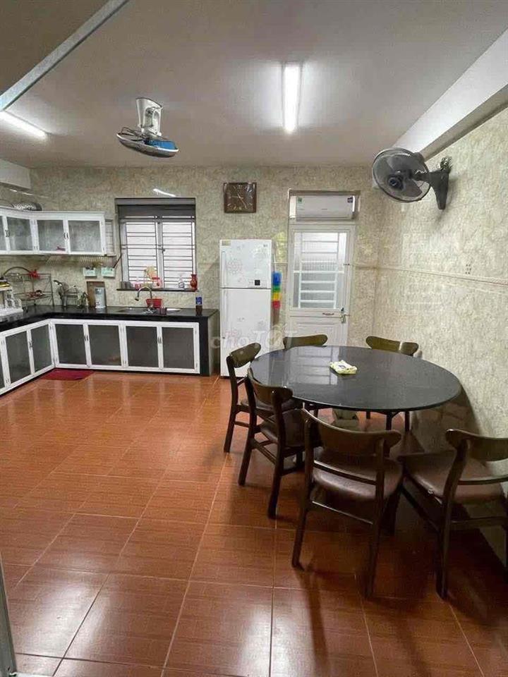 NHÀ VƯỜN GẦN CẦU SÔNG HÀN,3PN,3WC