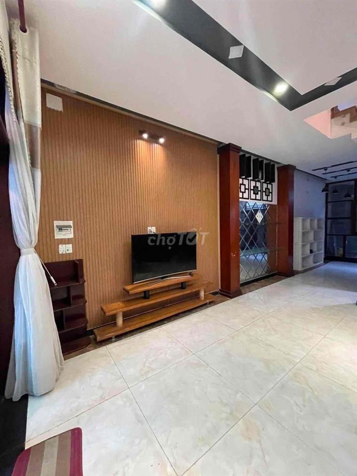 NHÀ FULL NỘI THẤT GẦN BIỂN, 4PN,3WC