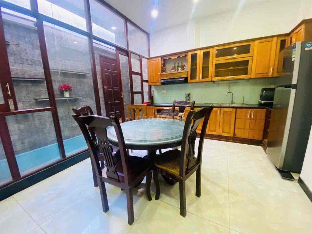 NHÀ FULL NỘI THẤT GẦN BIỂN, 4PN,3WC