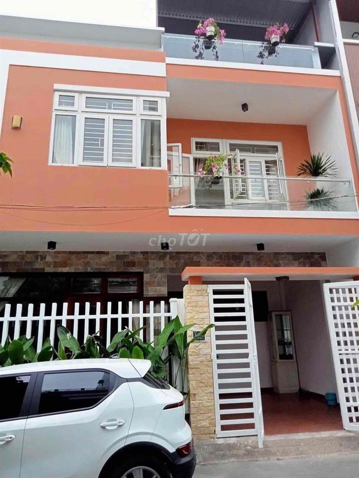 NHÀ ĐẸP ĐA MẶN ĐÔNG,4PN,2WC