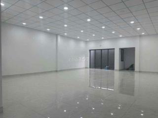 Mặt Bằng Cho Thuê 120m Ngang 8m Đường 10m5 Chính Hữu
