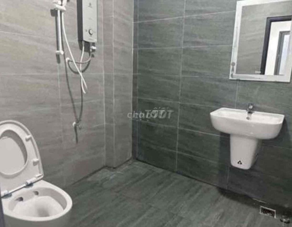 Mặt Bằng Cho Thuê 120m Ngang 8m Đường 10m5 Chính Hữu