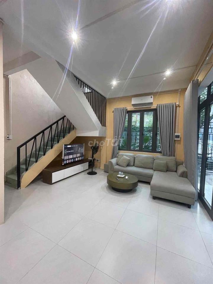 Cho Thuê Nhà Kiểu ViLa 2pn, 3wc, Full Nội Thất, Khu Gần Biển Mỹ khê