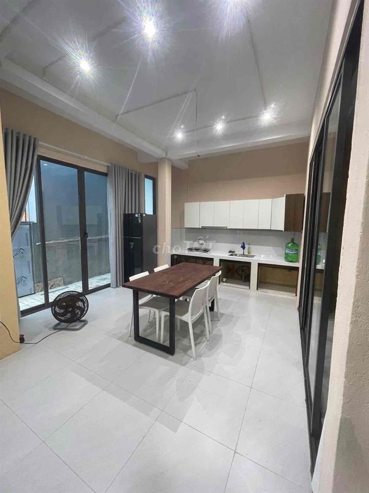 Cho Thuê Nhà Kiểu ViLa 2pn, 3wc, Full Nội Thất, Khu Gần Biển Mỹ khê