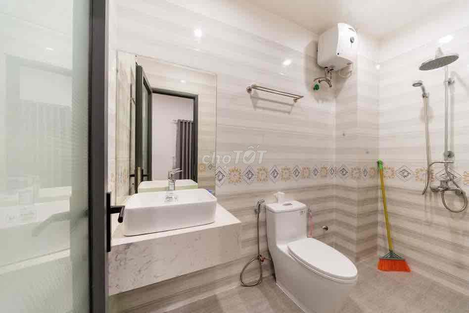 Cho Thuê Nhà 3 Tầng 2pn, 3wc, Full Nội Thất, Khu Gần Cầu Sông Hàn