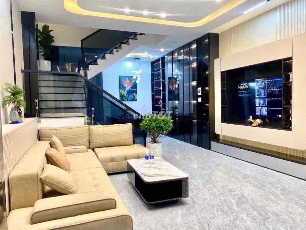 CHO THUÊ NHÀ 4 TẦNG - HUY CẬN, HOÀ CƯỜNG