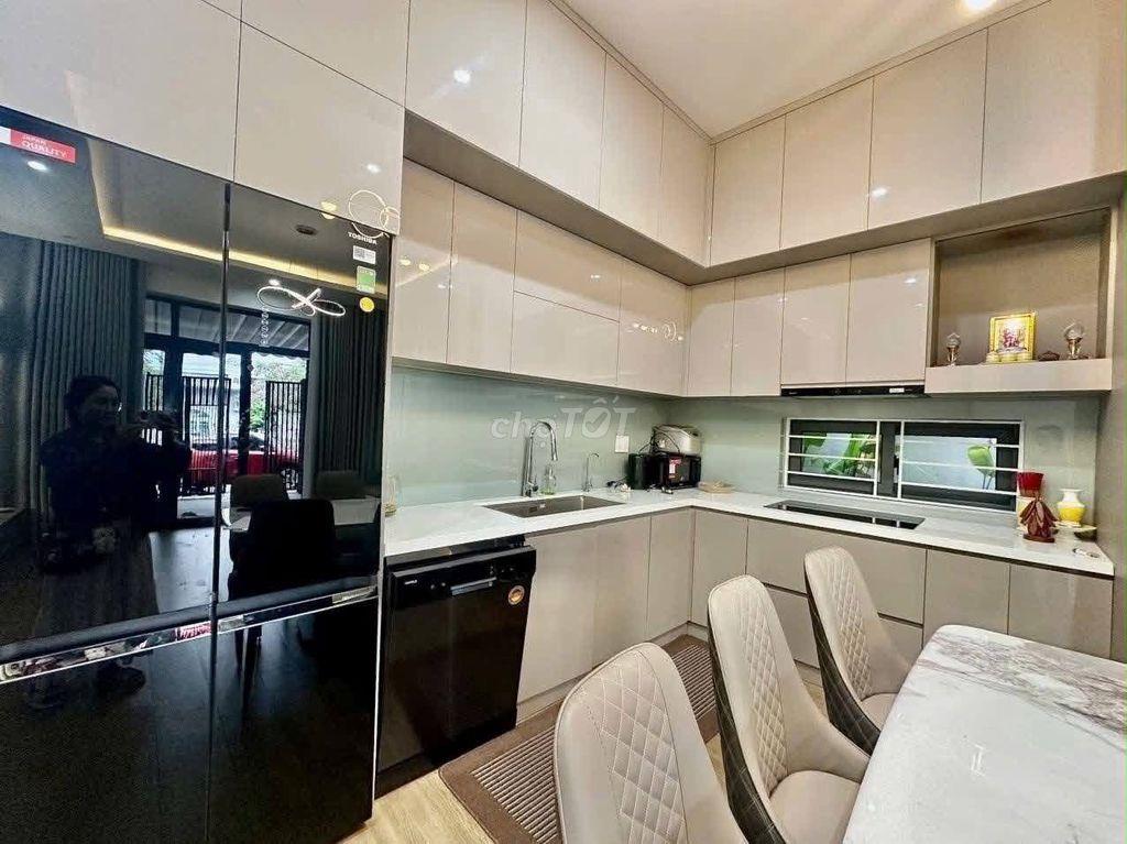 CHO THUÊ NHÀ MỚI HOÀ XUÂN, 3PN, ĐẦY ĐỦ NỘI THẤT