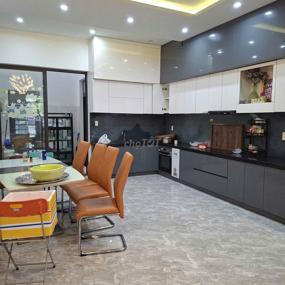 NHÀ HÒA XUÂN, 3PN, FULL NỘI THẤT, GẦN CẦU HÒA XUÂN