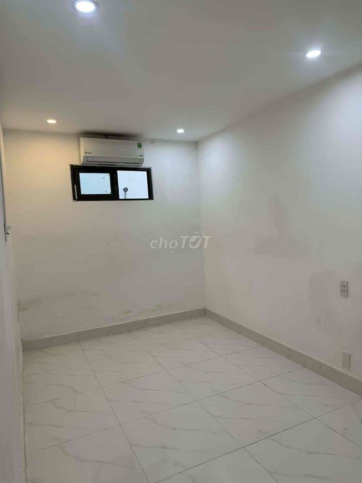 nhà kiệt Phạm Văn Nghị
