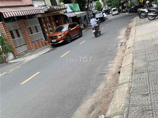 Cho thuê nhà nguyên căn 4 tầng mặt tiền Hải Hồ