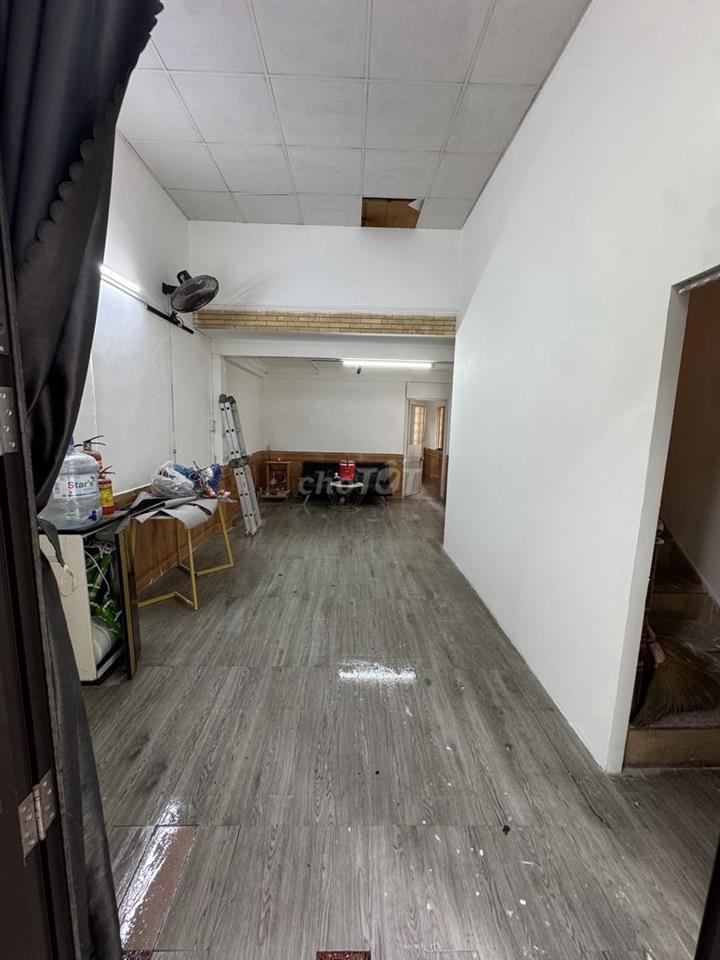 Cho thuê nhà 2 mặt kiệt . Kiệt oto