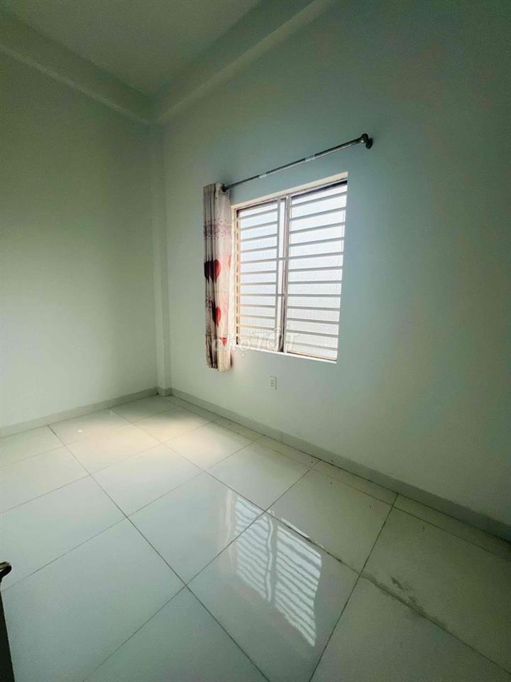 NHÀ NGUYÊN CĂN - 2 TẦNG + LỬNG - LÊ DUẨN, TRUNG TÂM - NGAY SÁT MT