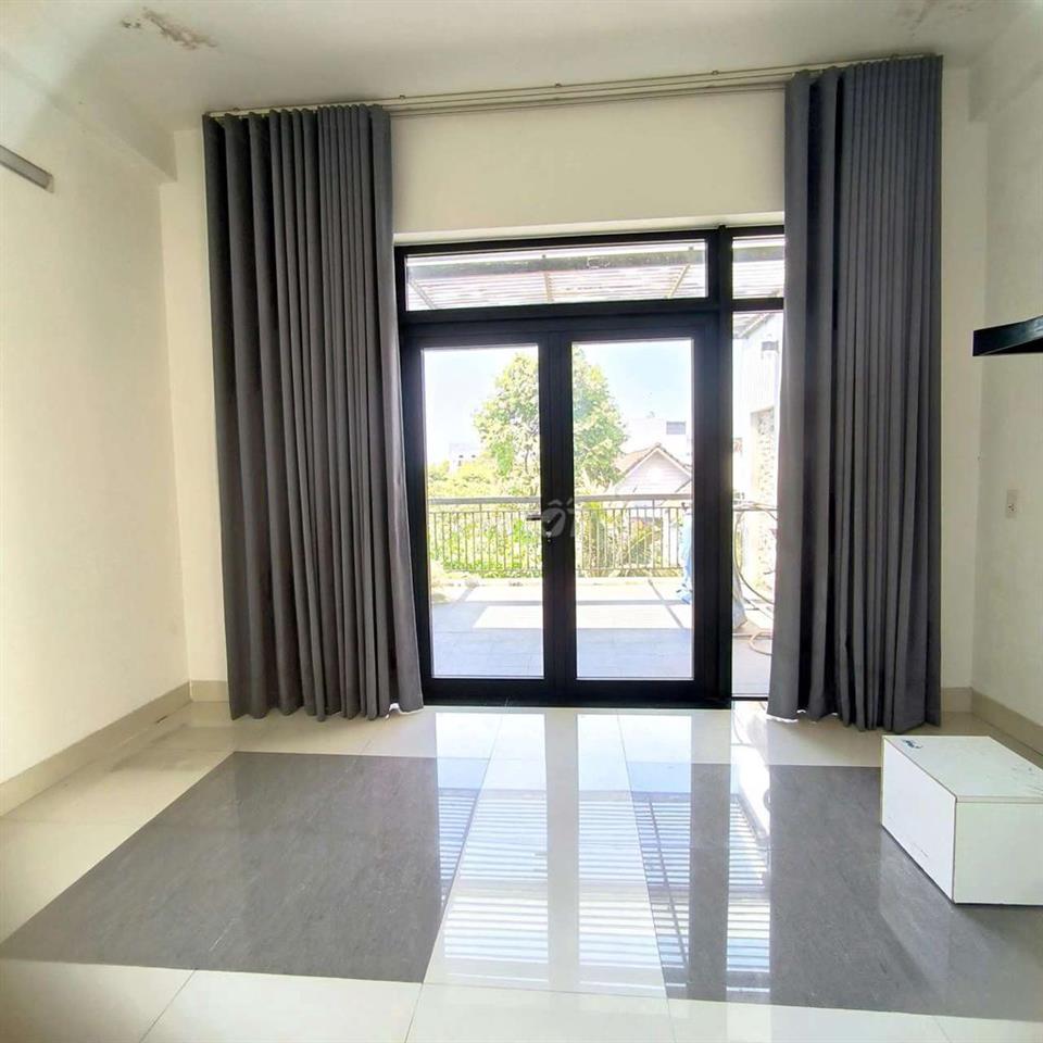 NHÀ 3 TẦNG, 3PN, CAO SƠN PHÁO GẦN BẾN XE, CÓ NỘI THẤT
