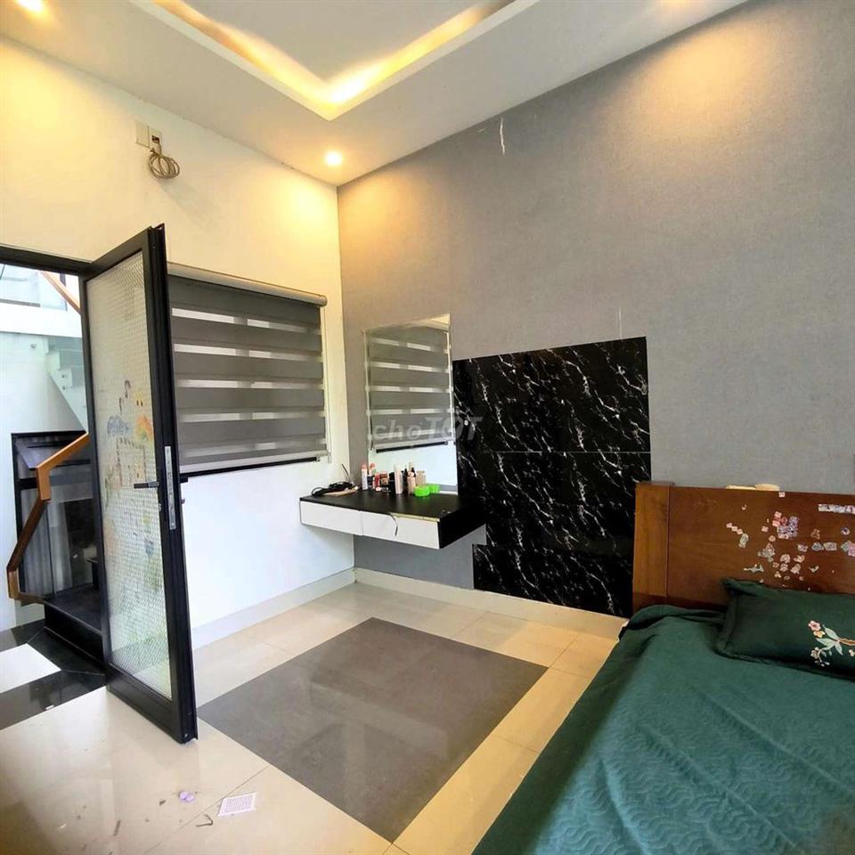NHÀ 3 TẦNG, 3PN, CAO SƠN PHÁO GẦN BẾN XE, CÓ NỘI THẤT