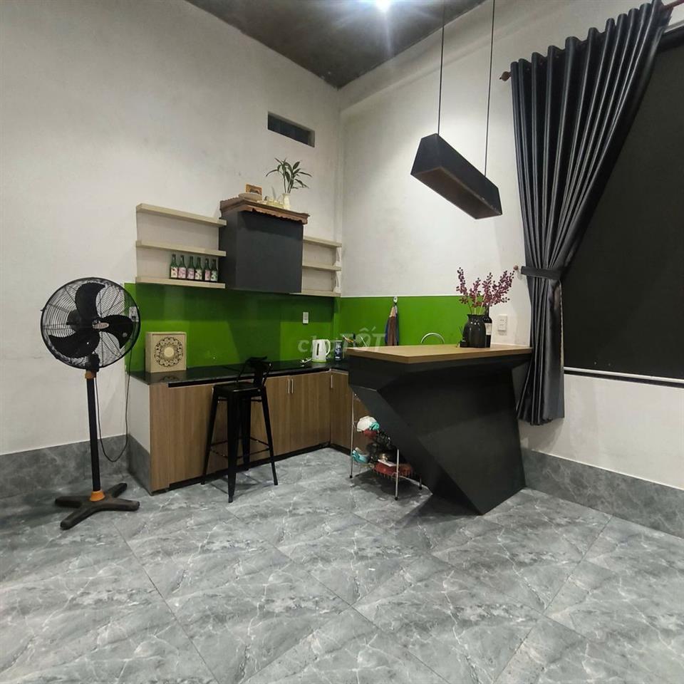 NHÀ 200M2 TRỐNG SUỐT, NGANG 10M, KIỆT OTO CUỐI ĐƯỜNG PHẠM NHƯ XƯƠNG