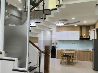 NHÀ 3 TẦNG PHÙNG CHÍ KIÊN, 3PN, CÓ NỘI THẤT