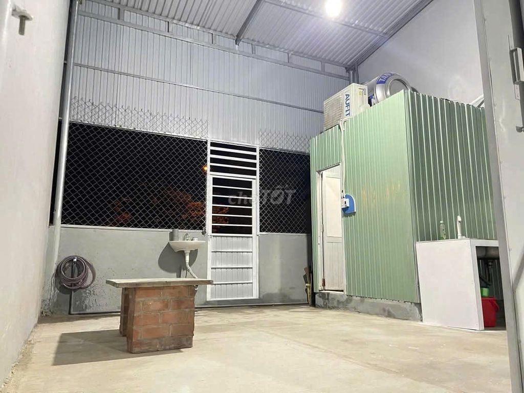 CHO THUÊ KHO CÓ GÁC LỬNG ĐƯỜNG 10M5 BÙI TẤN DIÊN, 105M2, 