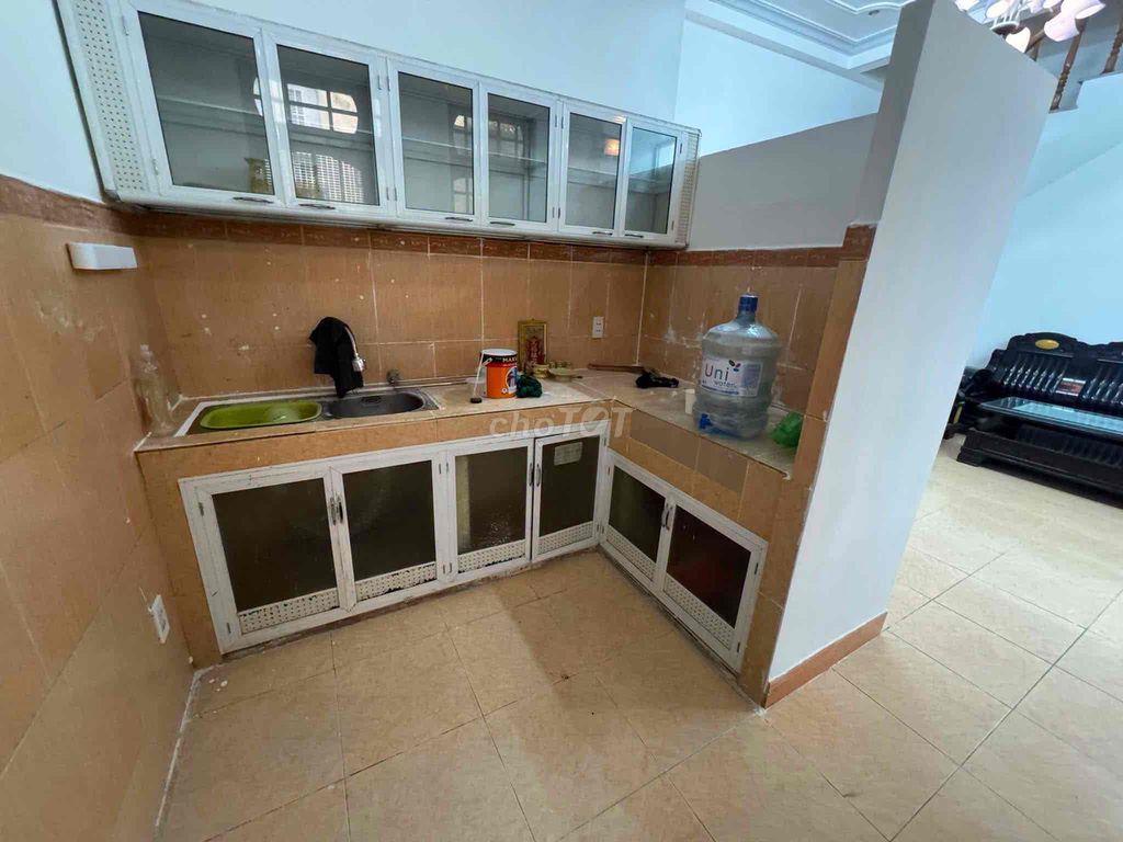 cho thuê nhà 2tầng 2pn-2wc Trần Cao Vân gần Hà Huy Tập