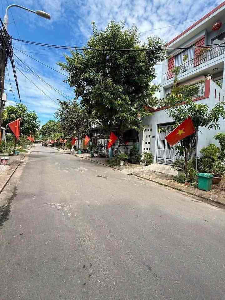 cho thuê nhà 2tầng Bàu Mạc 3pn 2wc full nội thất