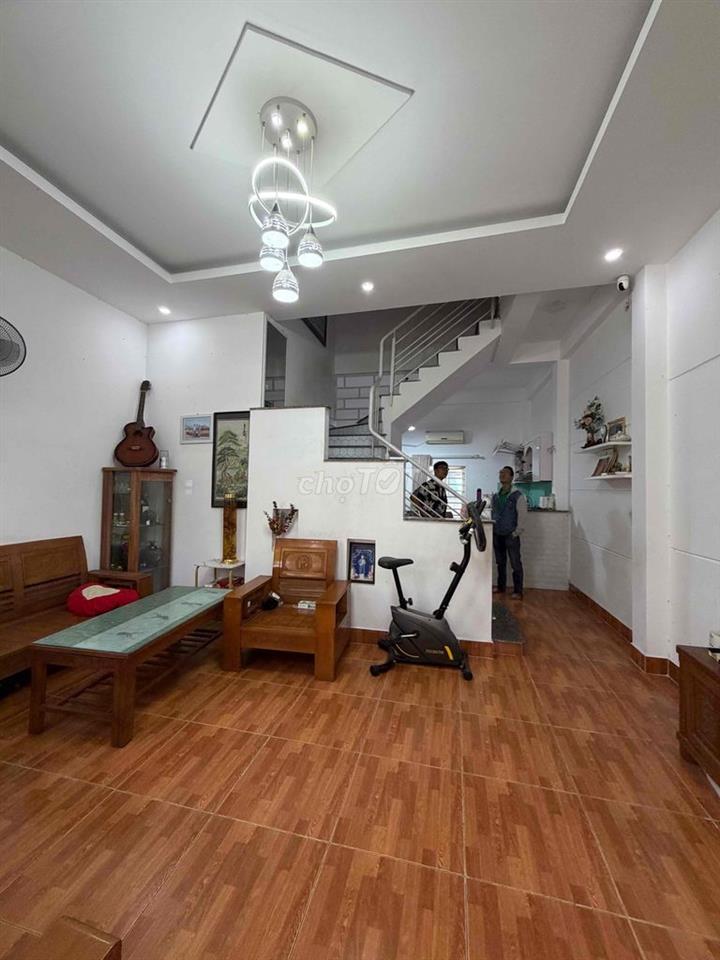 Cho thuê nhà 3tầng full nội thất mặt tiền HOÀ MINH, Liên Chiểu, Đ/Nẵng
