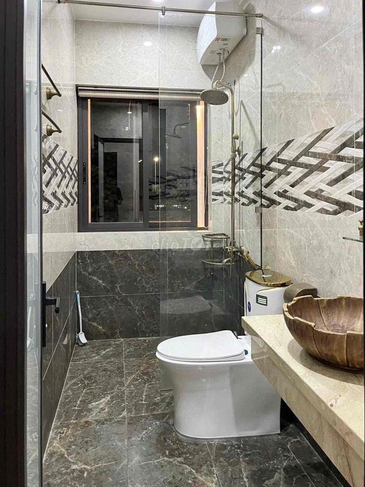 Cho thuê nhà 4tầng full nội thất (4pn-5wc) VŨ QUỲNH, Hoà Minh, Đà Nẵng
