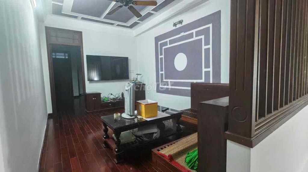 Cho thuê nhà 3tầng mặt tiền DƯƠNG THƯỞNG, Hoà Cường, Đà Nẵng