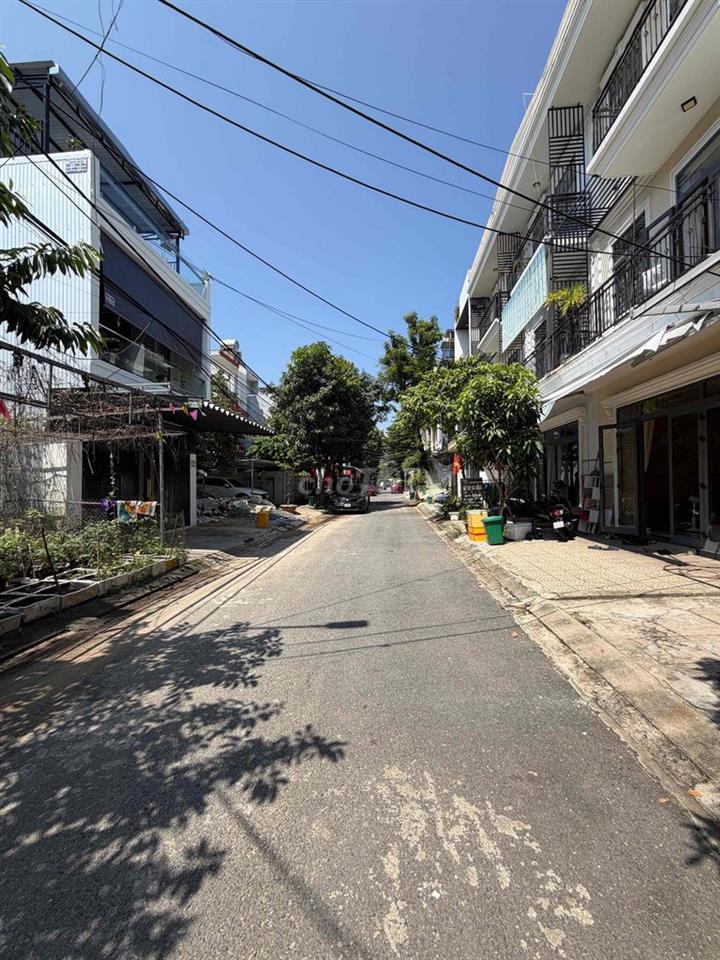 Cho thuê nhà 3tầng mặt tiền HOÀ MINH, Liên Chiểu gần Nguyễn Sinh Sắc