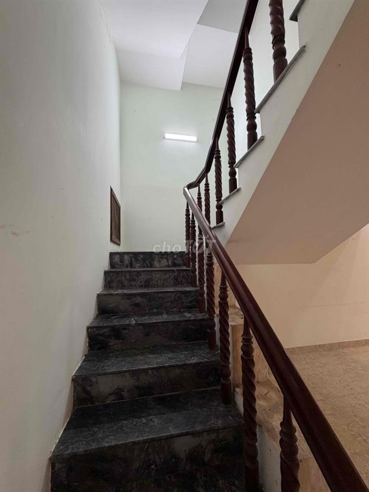 Cho thuê nhà sân vườn 2tầng rộng rãi ĐỐNG ĐA, Hải Châu, Đà Nẵng
