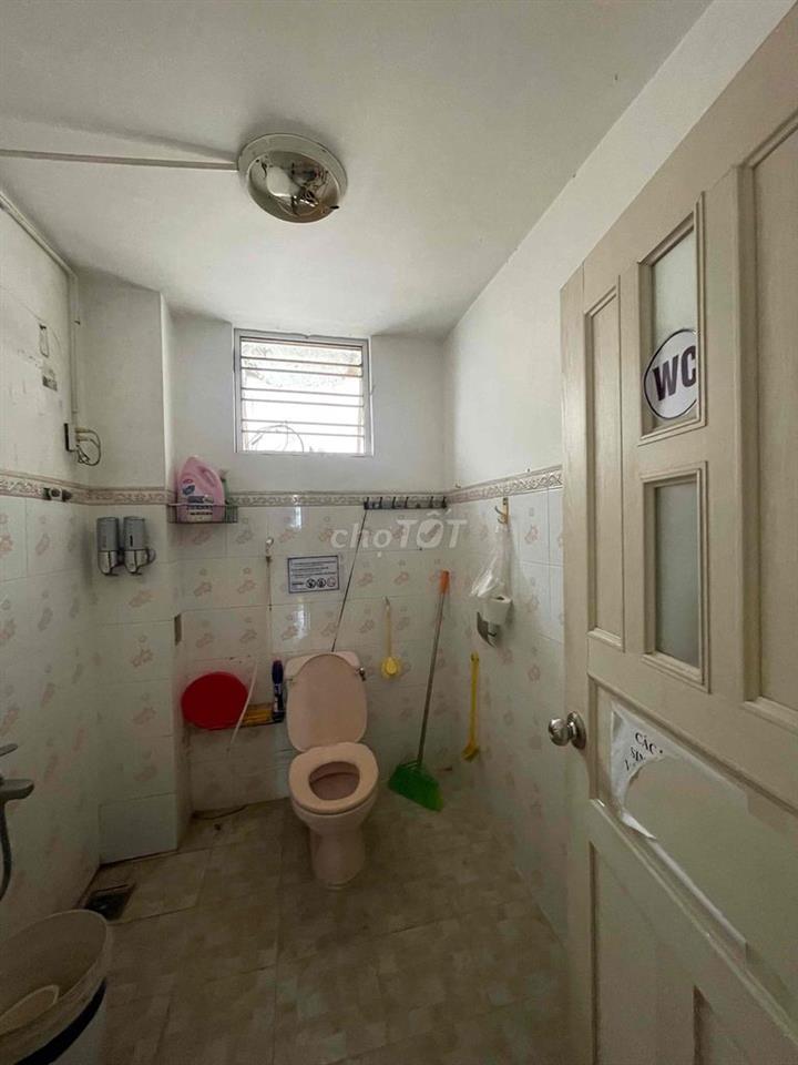 Cho thuê nhà 2tầng mặt tiền THI SÁCH, Hải Châu - ngay cổng Sân bay ĐN