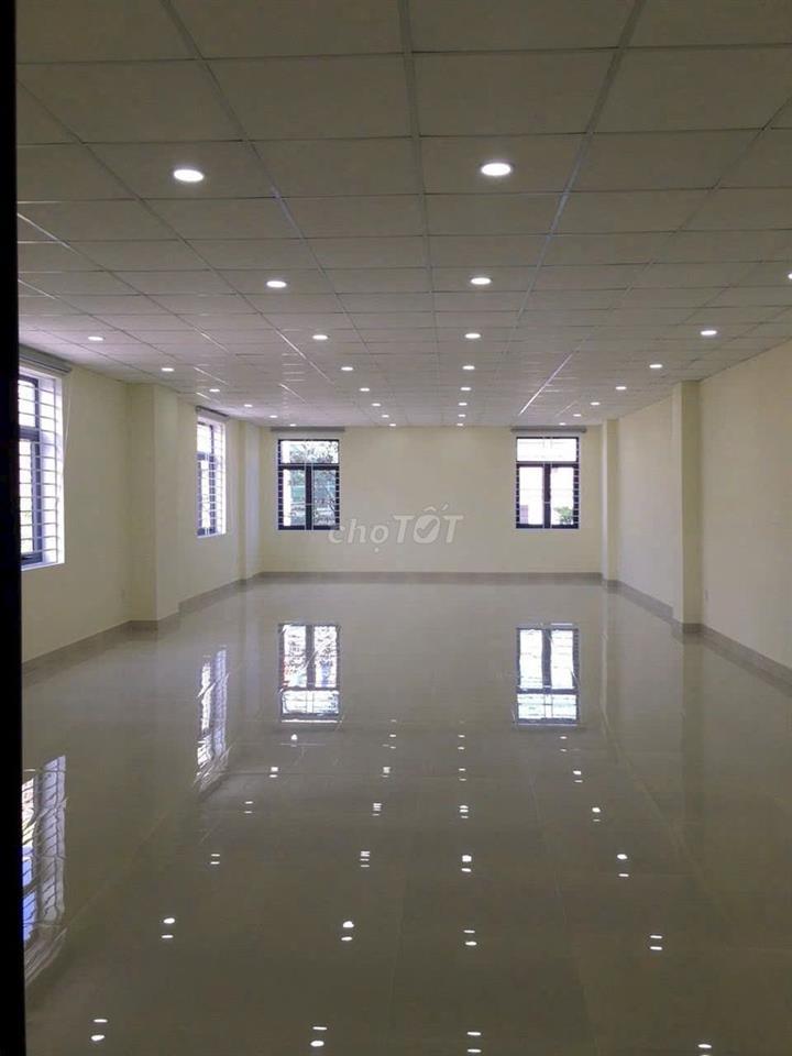 TÒA NHÀ 5 TẦNG - NGANG 7M NỞ HẬU MẶT TIỀN NÚI THÀNH KINH DOANH SẦM UẤT